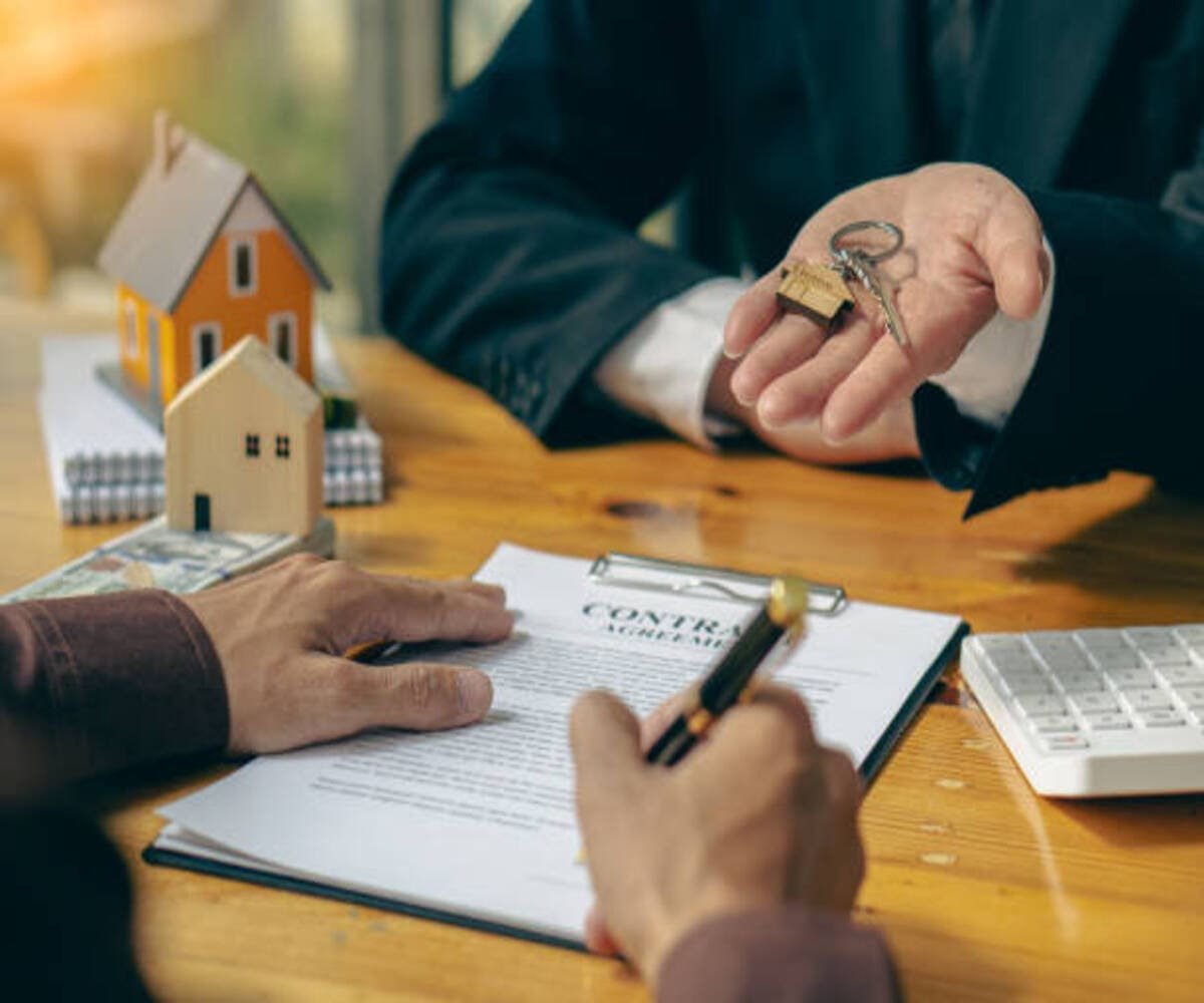 Business Ownership and Corporate Growth Strategies